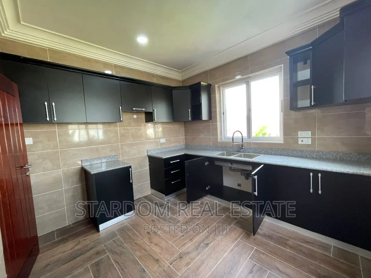 Executive Newly Built 1 Bedroom for Rent at Adjiringanor in Adjiriganor
