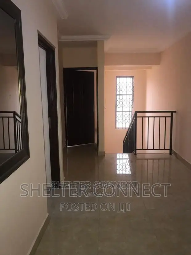 3bdrm Duplex in Abokobi for sale in Abokobi