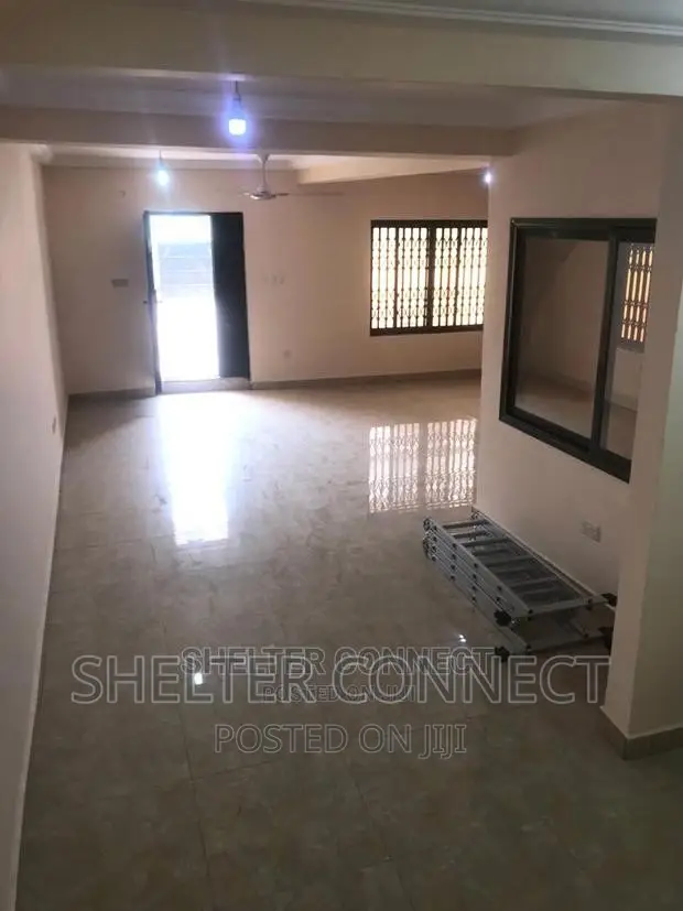 3bdrm Duplex in Abokobi for sale in Abokobi