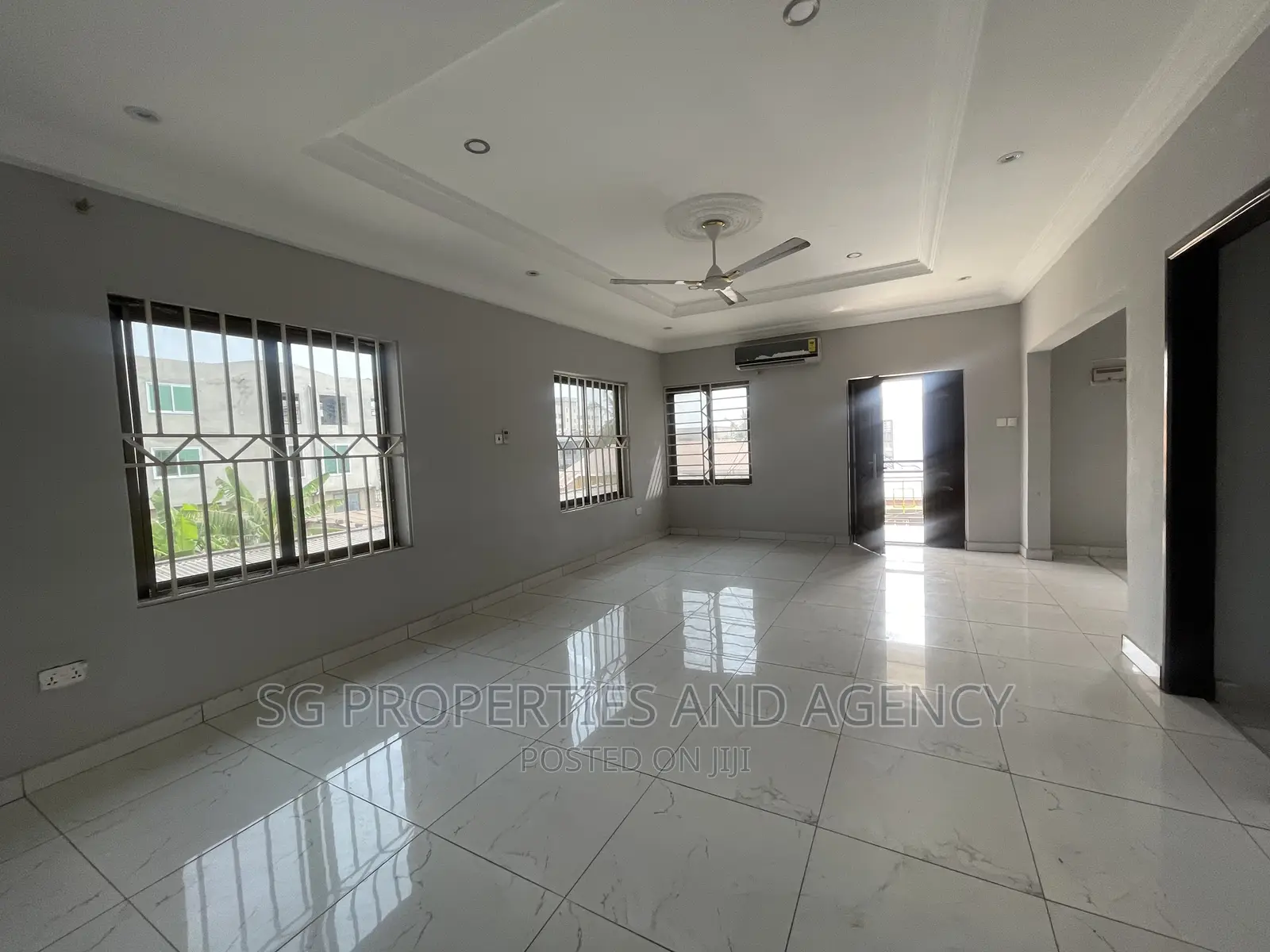 3bdrm Apartment in Kfc, Spintex for rent in Spintex