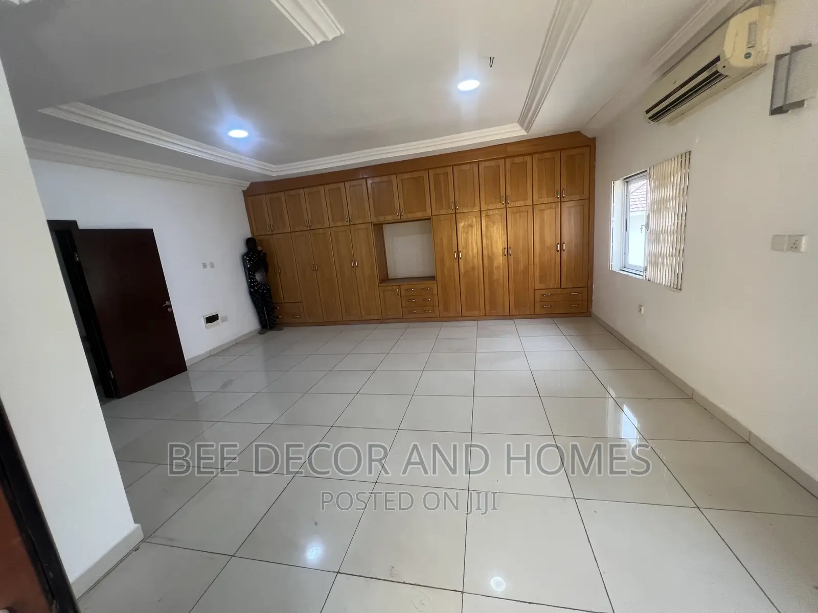 5bdrm Mansion in Bee Decor &Home’S, East Legon for rent in East Legon