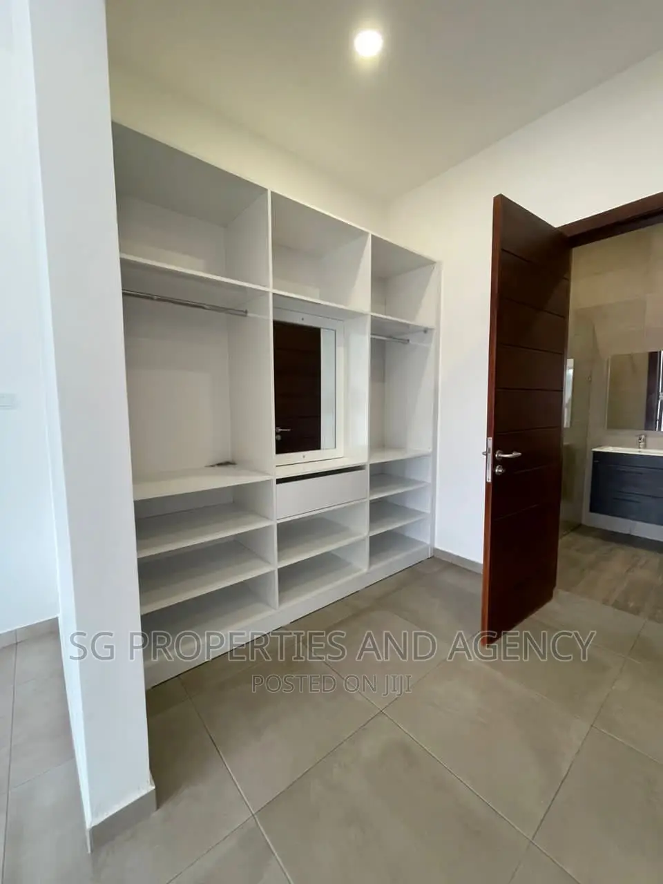 4bdrm Mansion in Spintex Com 20 for sale in Spintex