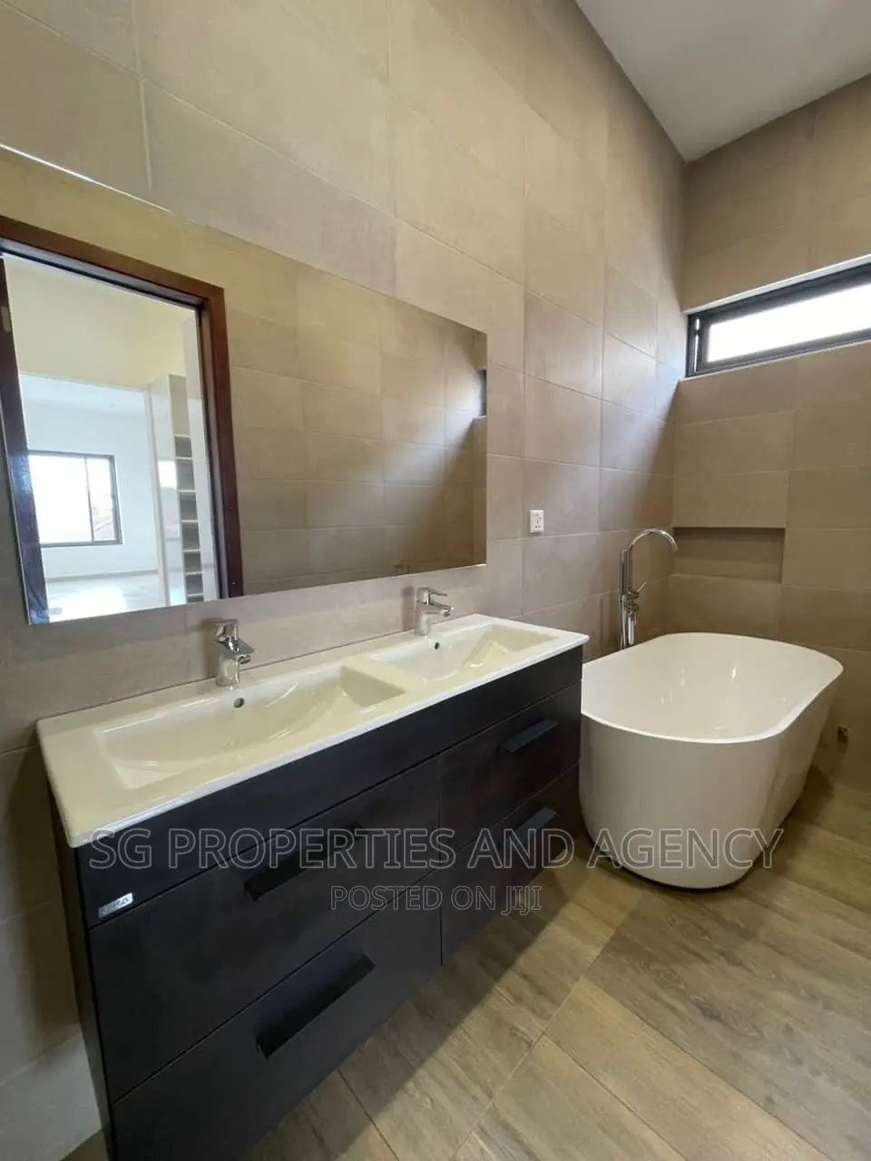 4bdrm Mansion in Spintex Com 20 for sale in Spintex