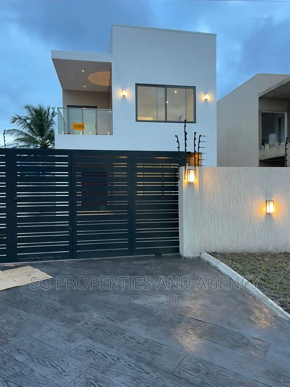4bdrm Mansion in Spintex Com 20 for sale in Spintex