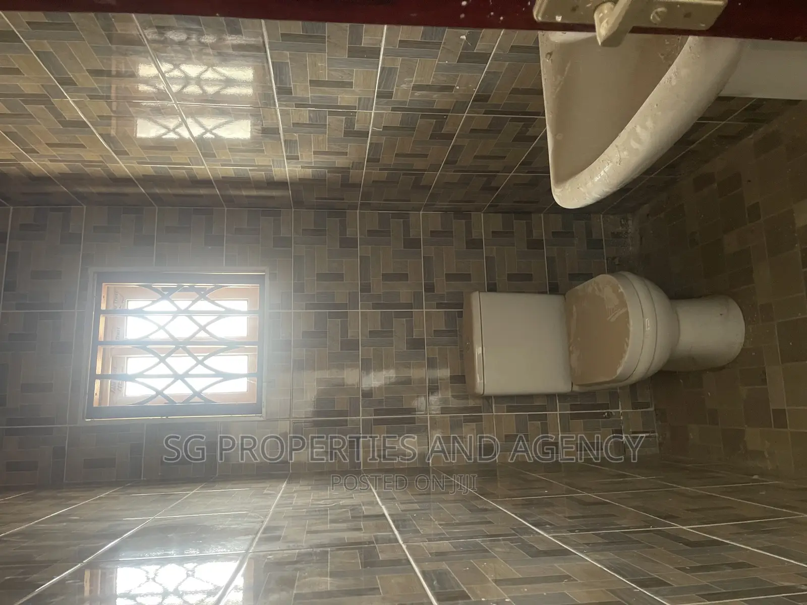 2bdrm Apartment in Lashibi, Spintex for rent in Spintex