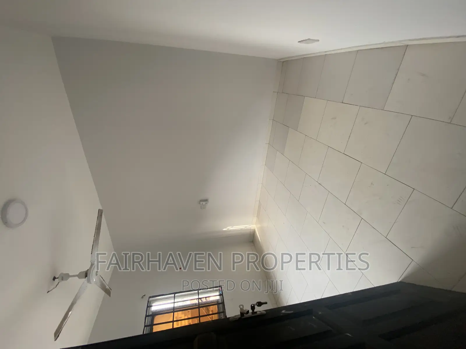 2bdrm Apartment in Tseaddo, Teshie for rent in Teshie