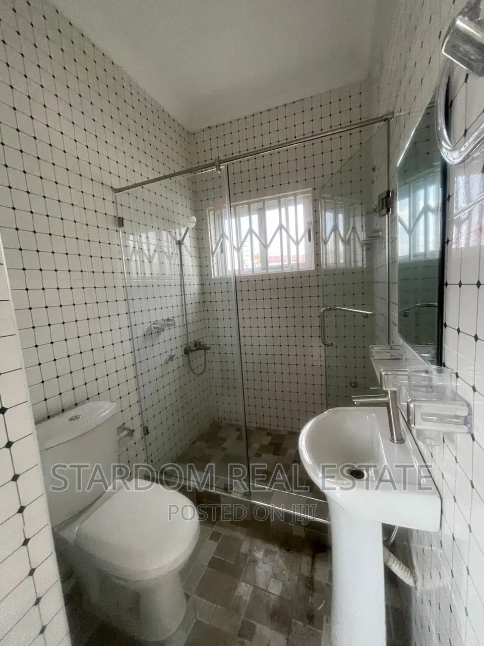 3bdrm Duplex in Spintex for rent in Spintex