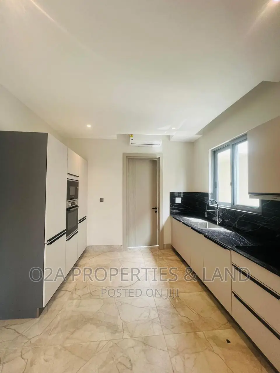 4bdrm House in American House for sale in American House