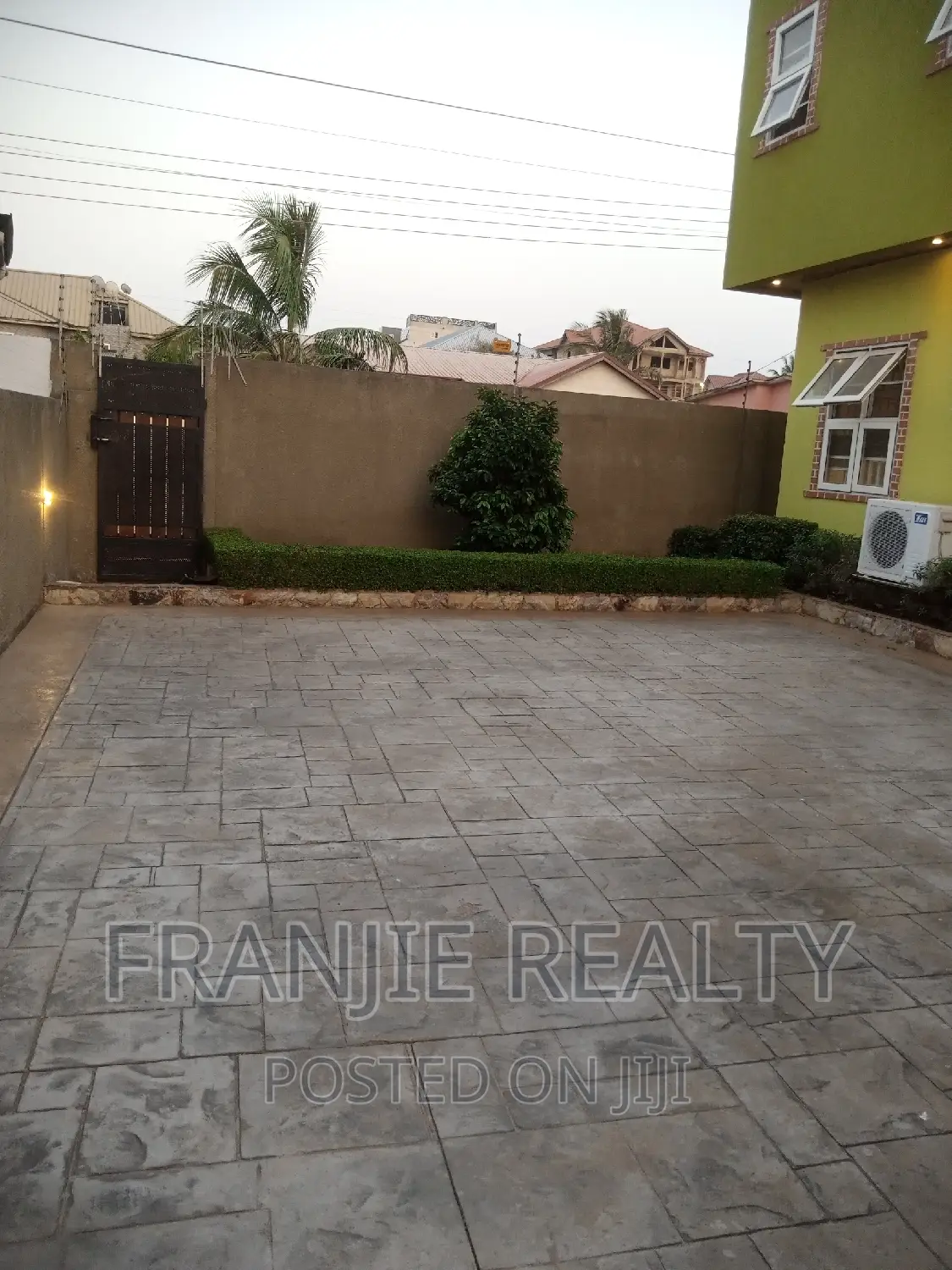 4bdrm House in Franjie Realty, West Hills Mall Area for sale in West Hills Mall Area