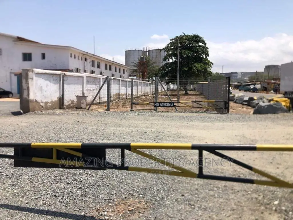 3000sqm Warehouse for Sale at Tema in Tema Metropolitan