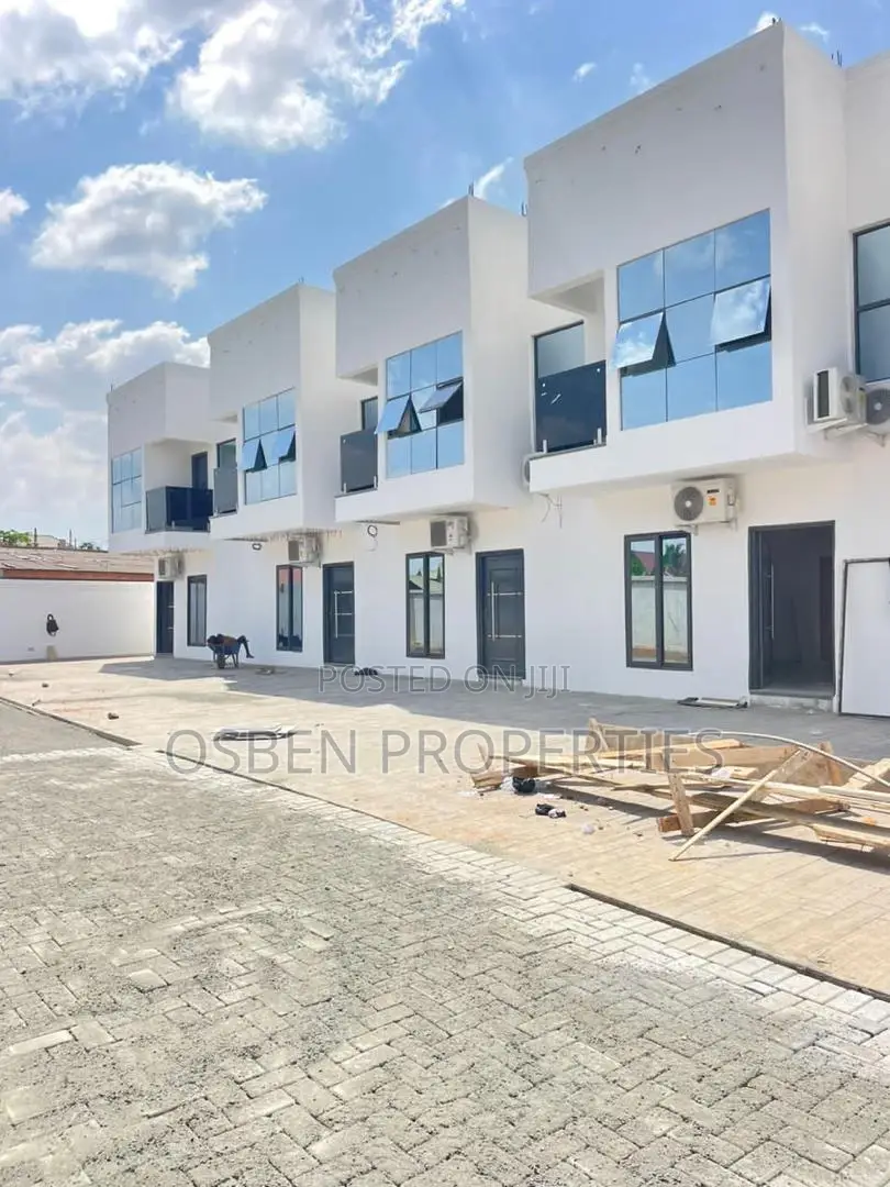 2bdrm Duplex in Pleasant Properties, Accra Metropolitan for sale in Accra Metropolitan