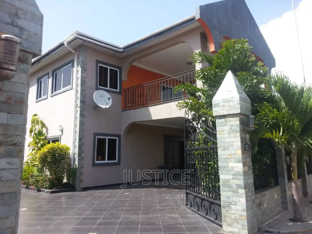 6bdrm Villa in Cantonments for sale in Cantonments
