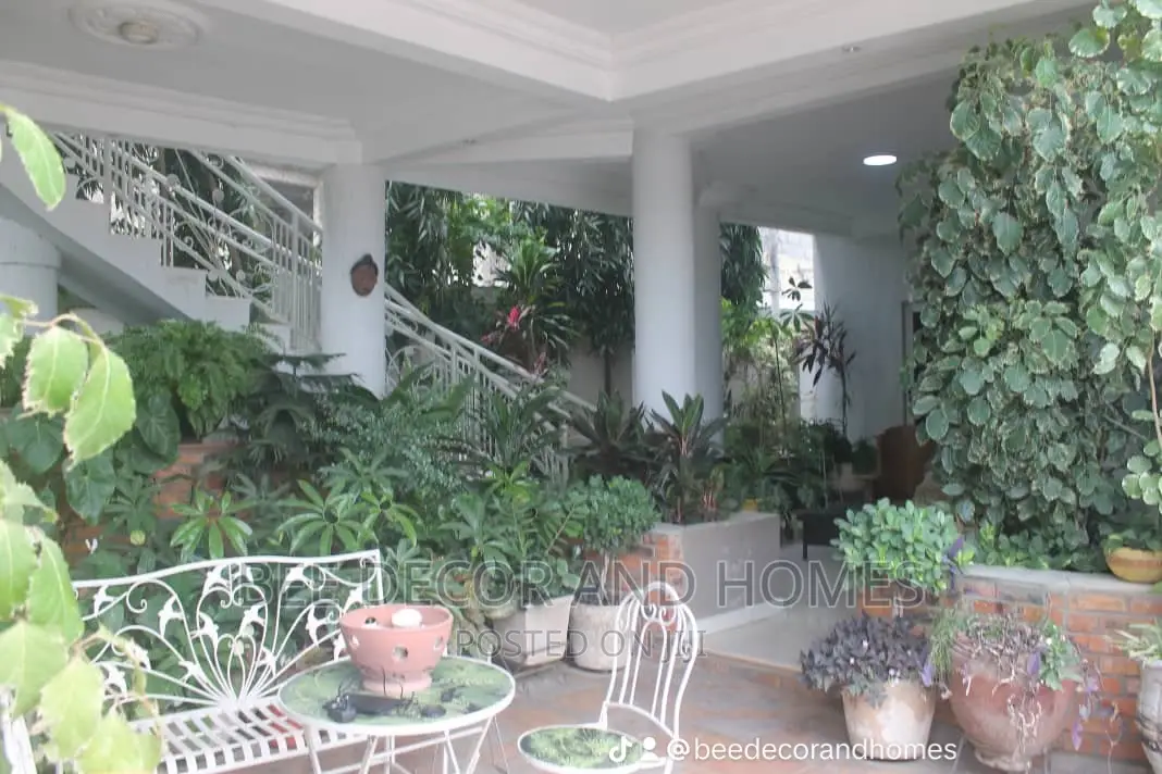 5bdrm Mansion in Bee Decor & Home’S, East Legon for rent in East Legon