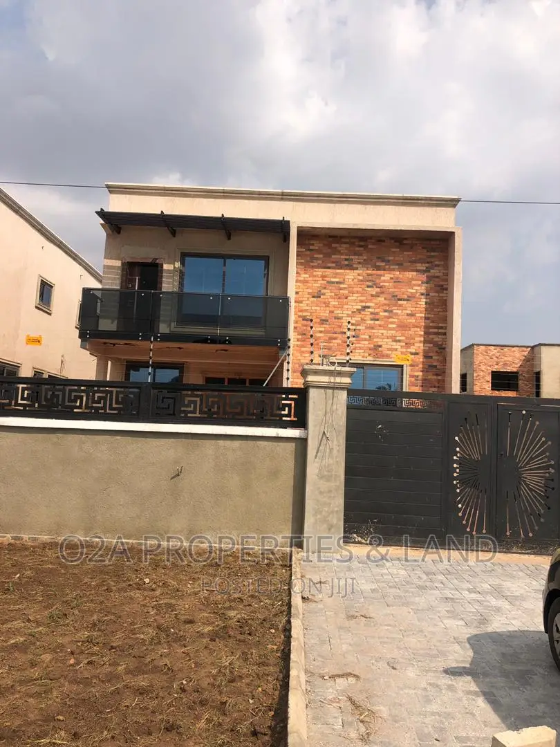 4bdrm House in ECOMOG for sale in ECOMOG