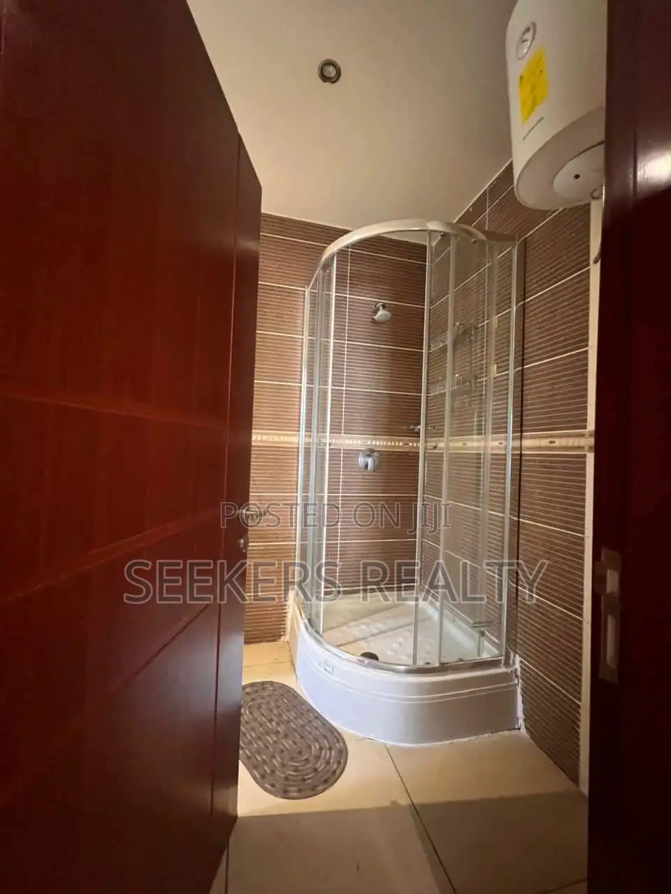 3bdrm Townhouse / Terrace in Seekers Realty, Cantonments for rent in Cantonments