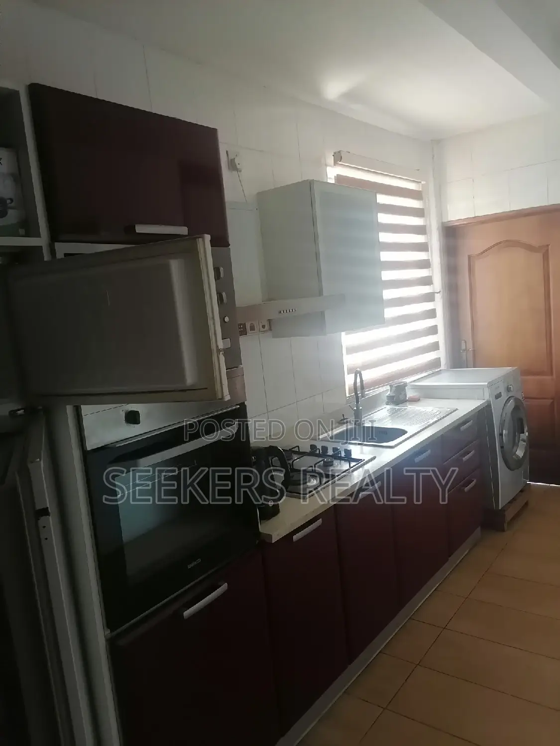 Furnished 3bdrm Apartment in Seekers Realty, Oxford Street for rent in Oxford Street