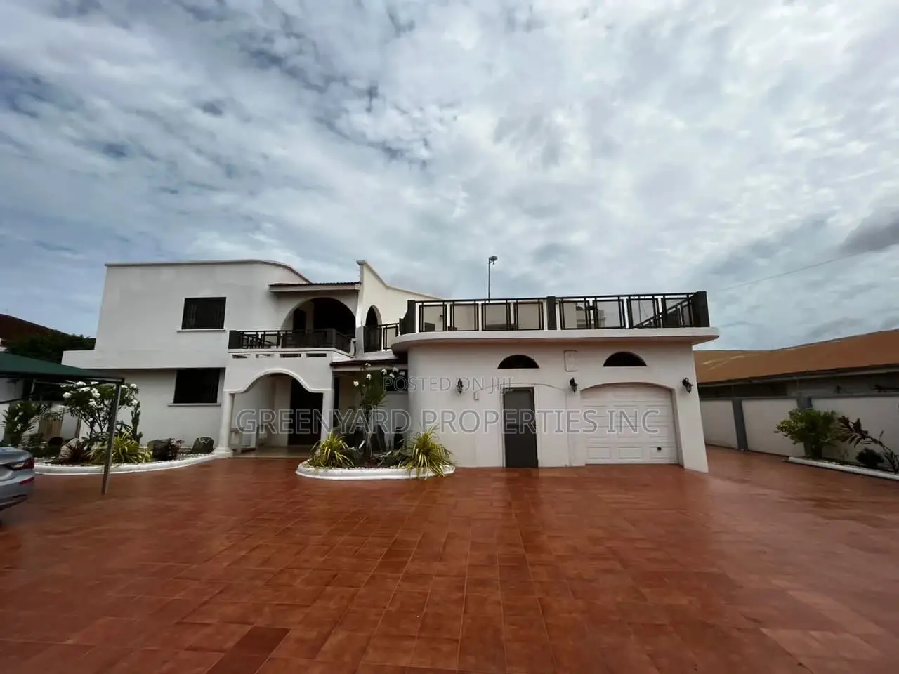 6bdrm House in East Legon for sale in East Legon