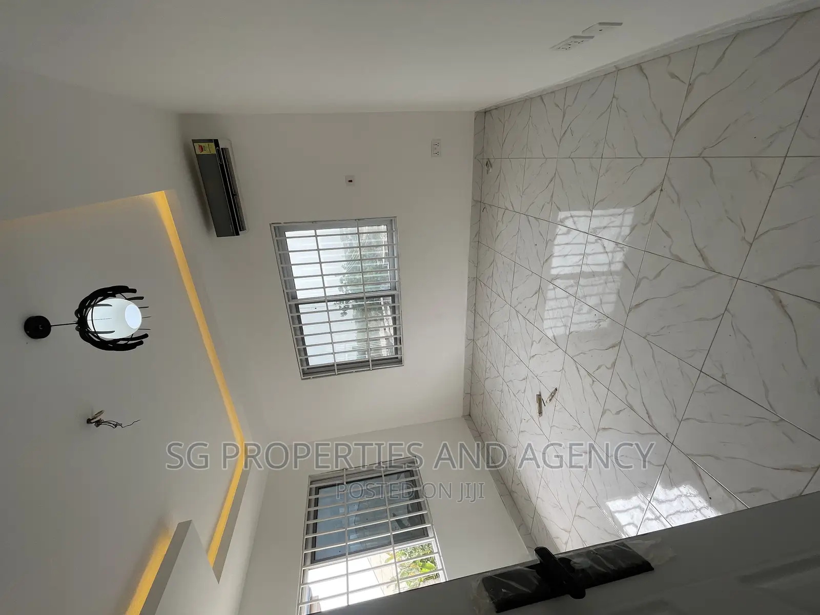 3bdrm Apartment in Junction Mall, Spintex for sale in Spintex