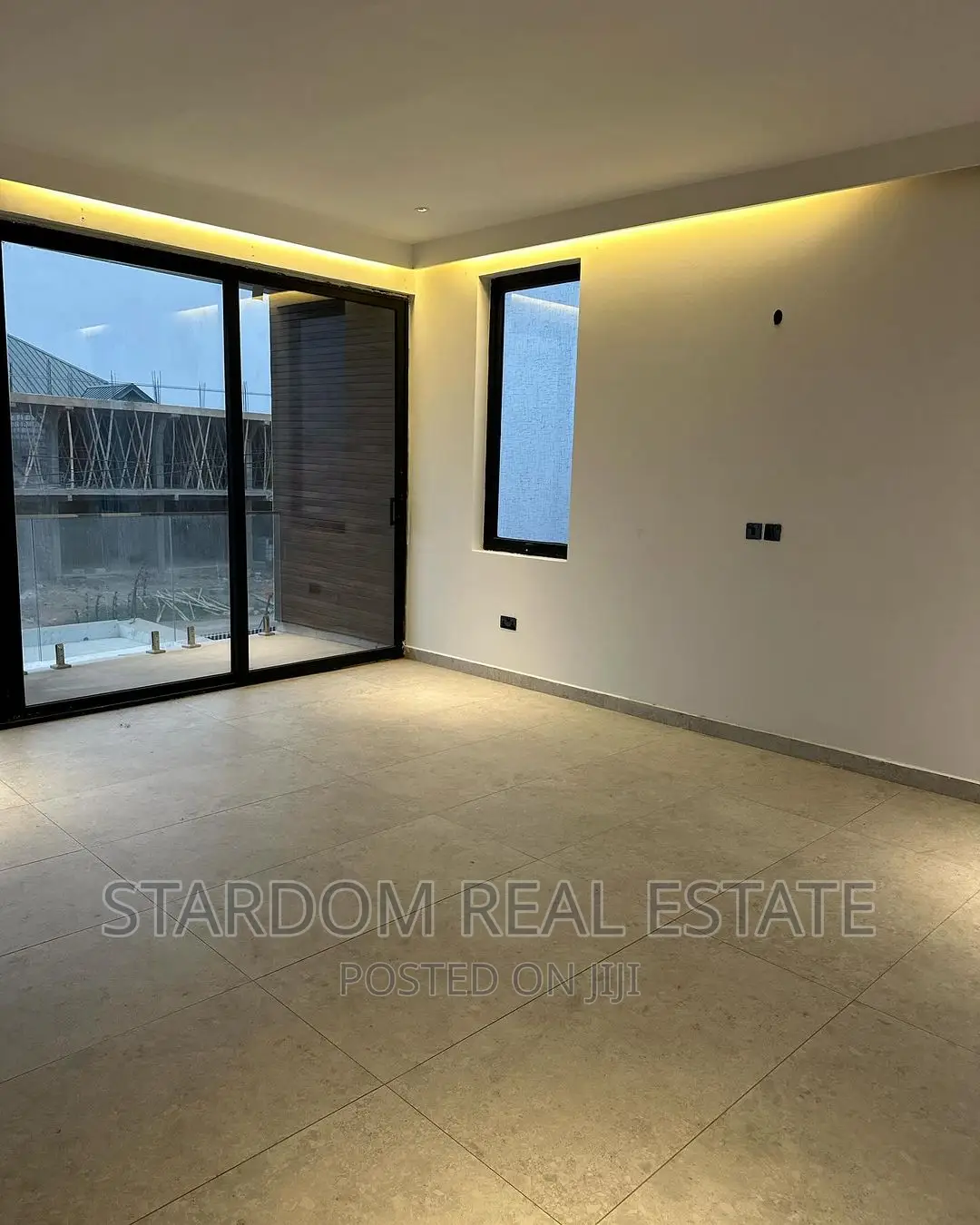3bdrm Duplex in School Junction for rent in School Junction