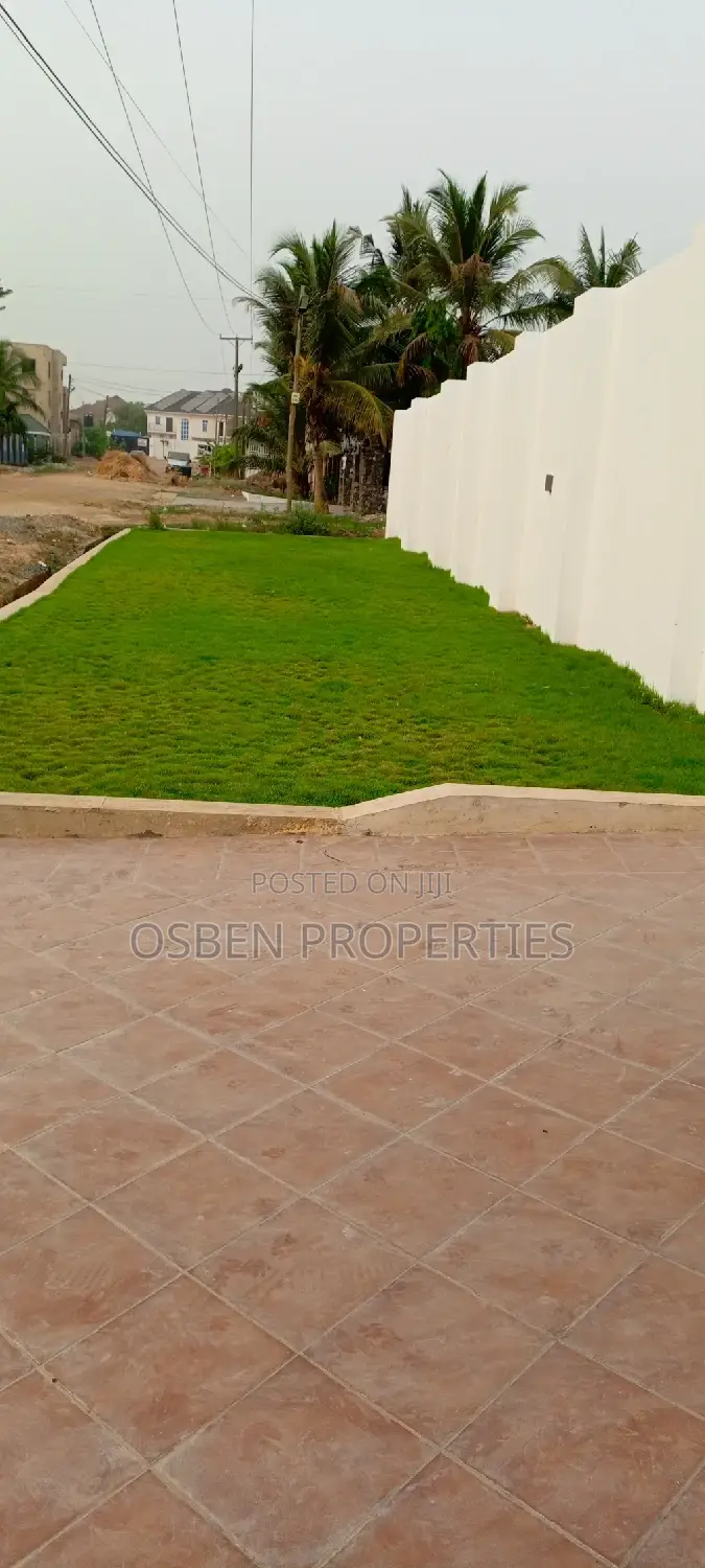 8bdrm Mansion in Pleasant Properties, Accra Metropolitan for sale in Accra Metropolitan