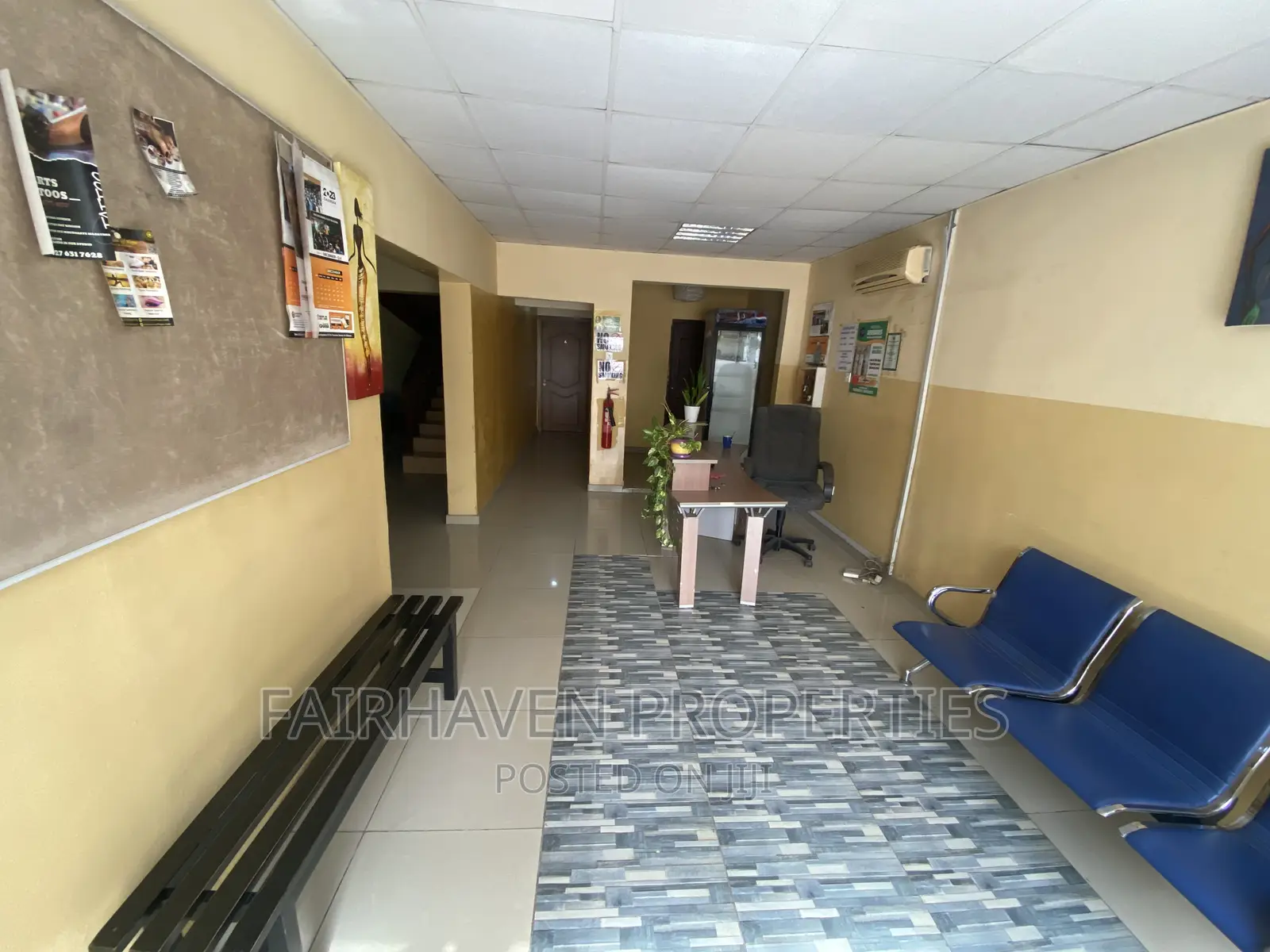 Furnished 15bdrm Block of Flats in Osu for sale in Osu