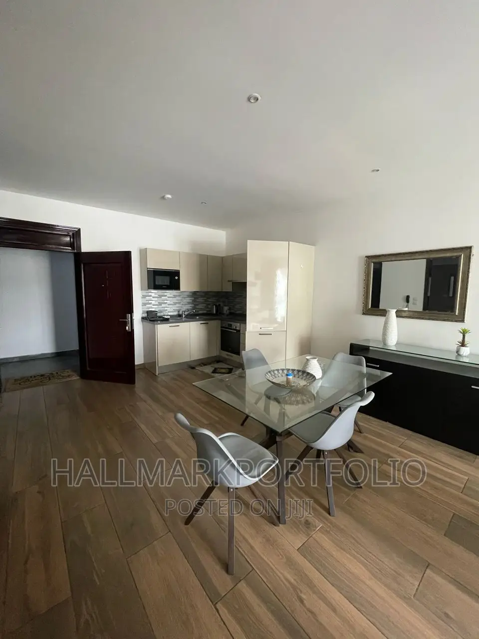 Furnished 1bdrm Apartment in Cantonments for sale in Cantonments