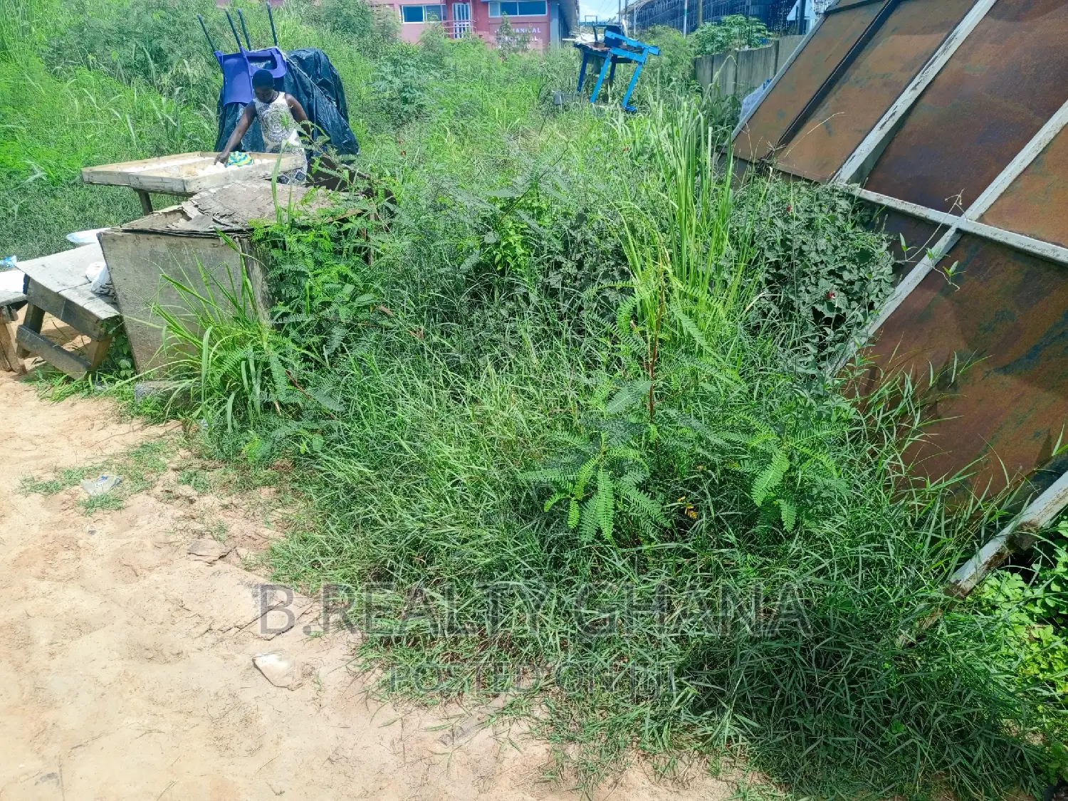 A Titled Land at East Airport for Sale in Spintex
