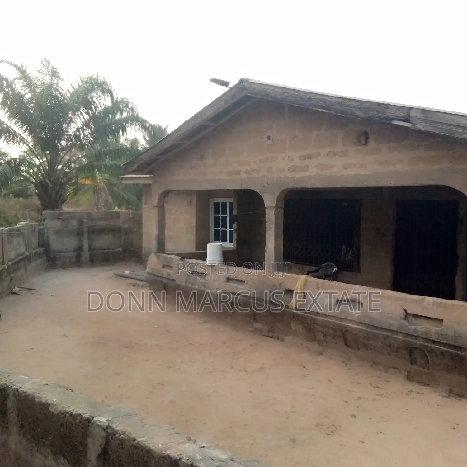 6bdrm House in Atimatim Taabuom, Kumasi Metropolitan for sale in Kumasi Metropolitan