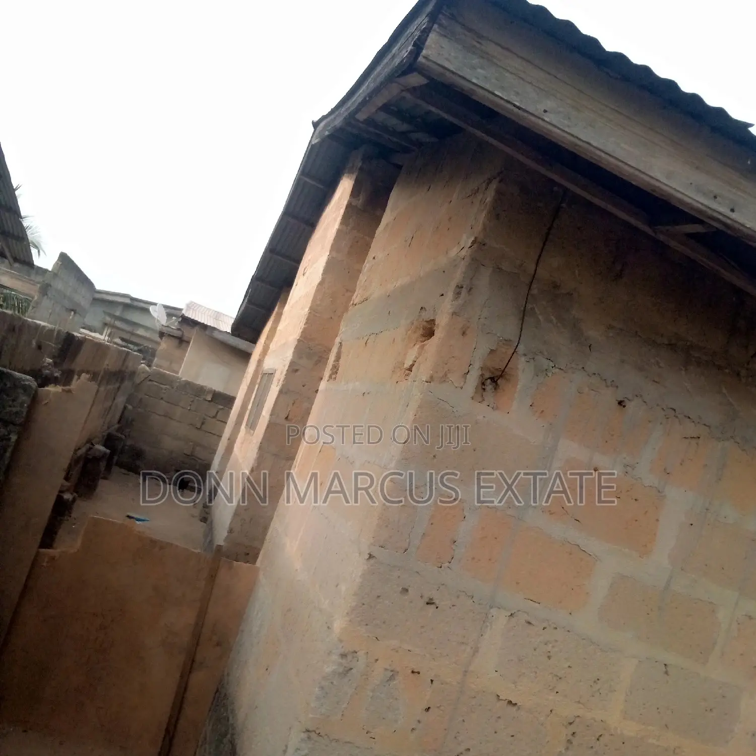 6bdrm House in Atimatim Taabuom, Kumasi Metropolitan for sale in Kumasi Metropolitan