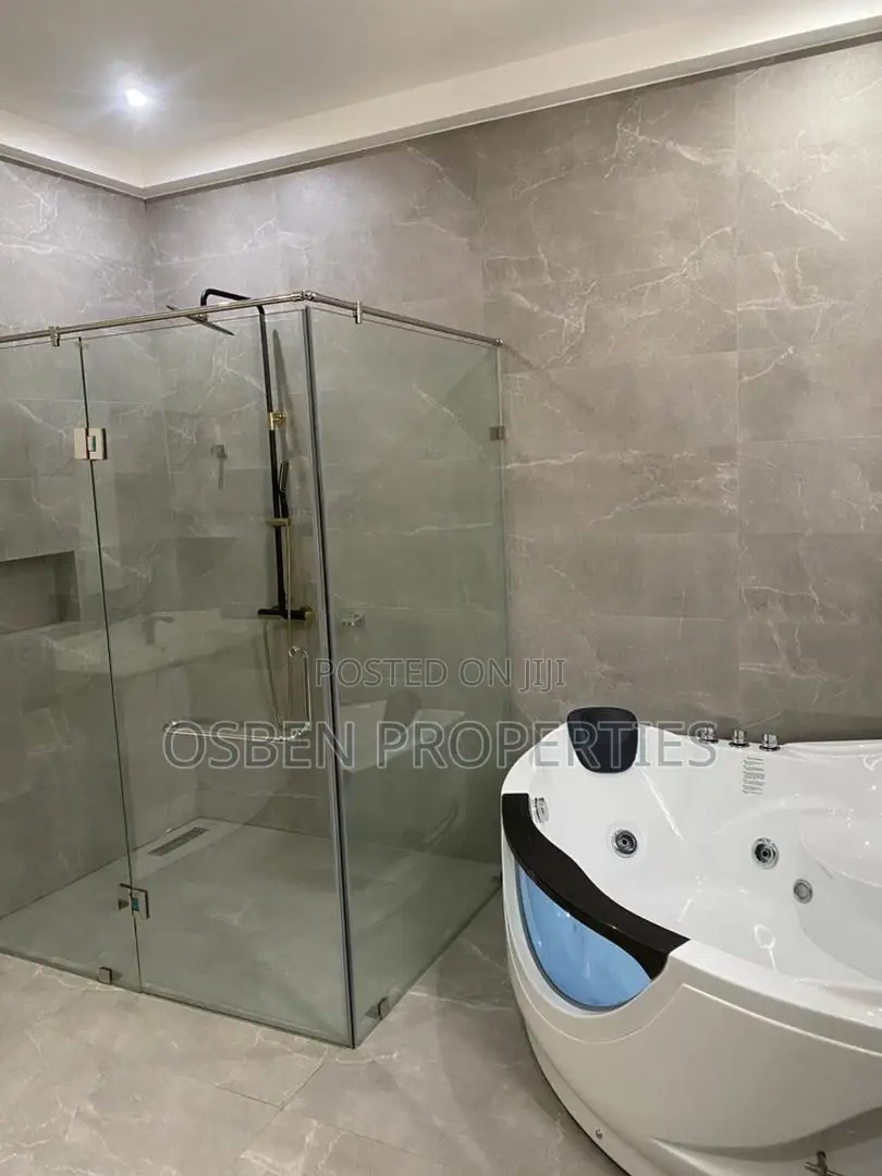 Furnished 4bdrm Duplex in Pleasant Properties, Accra Metropolitan in Accra Metropolitan