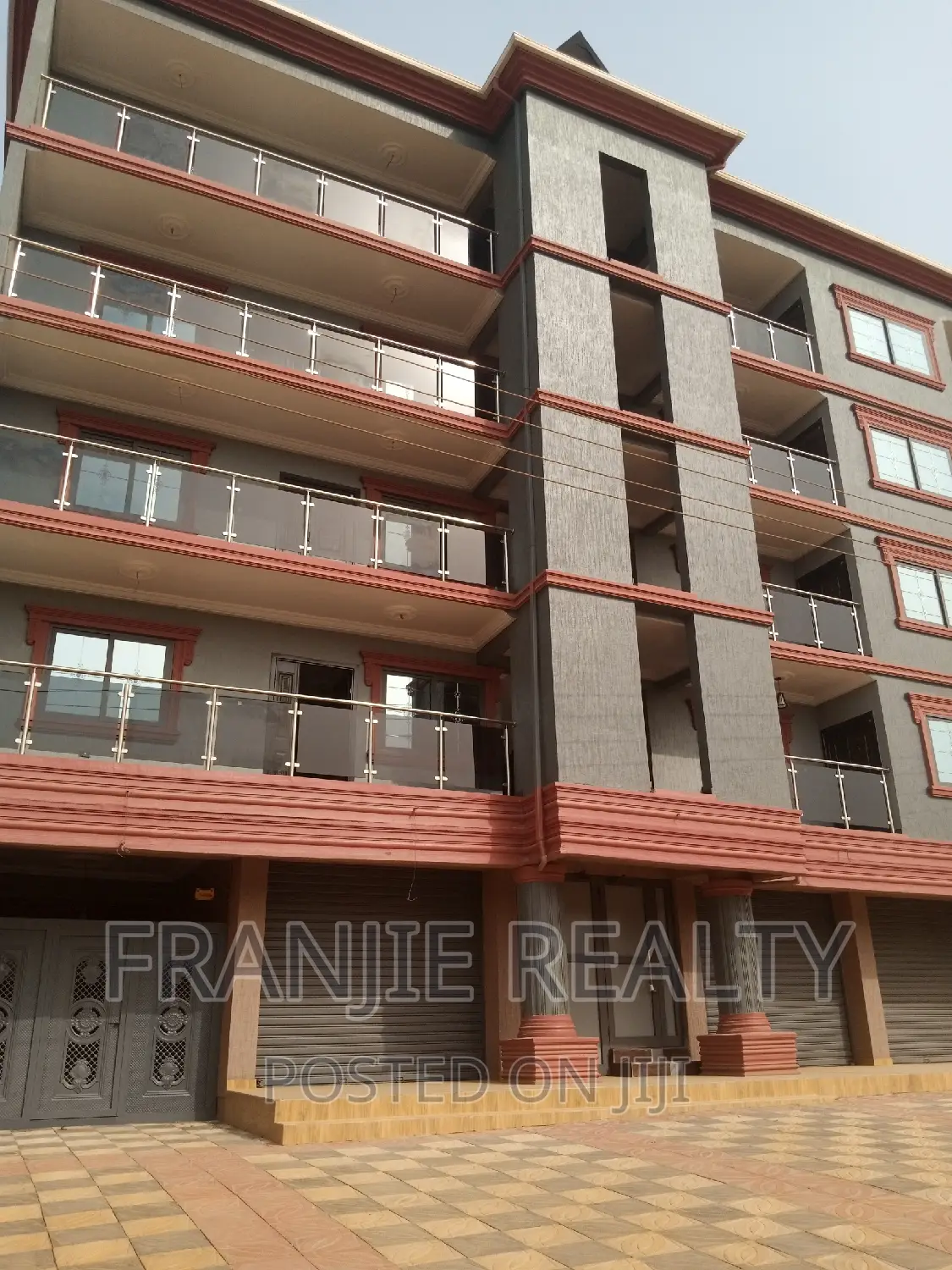 3bdrm Apartment in West Hills Mall Area for rent in West Hills Mall Area