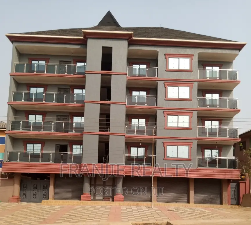 3bdrm Apartment in West Hills Mall Area for rent in West Hills Mall Area