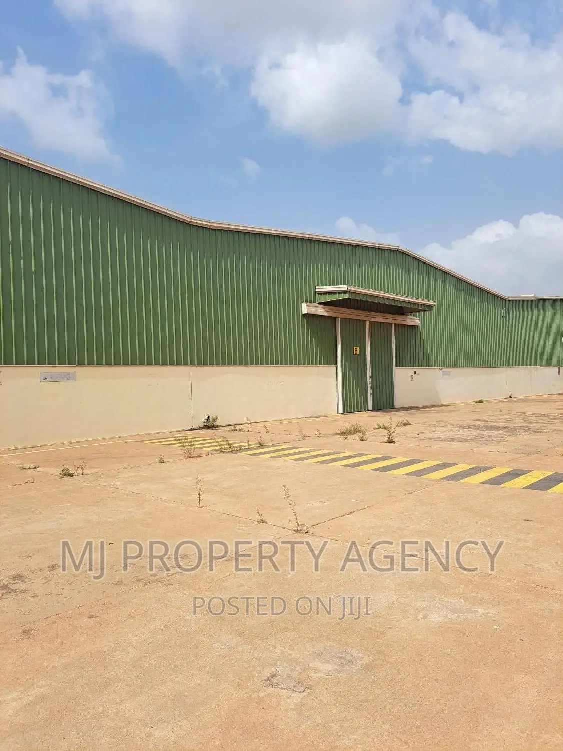 5000 SQM Roadside Warehouse Community 25 in Tema Metropolitan