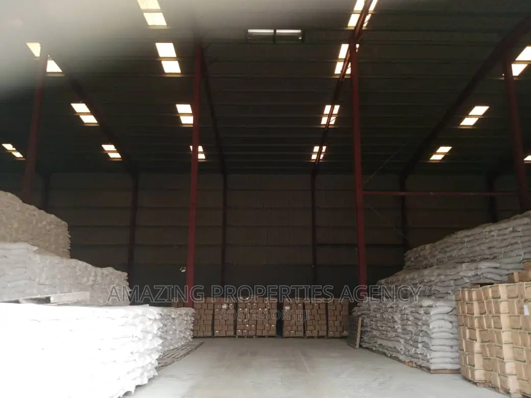 4000 SQM Warehouse for Sale in Tema* in Tema Metropolitan