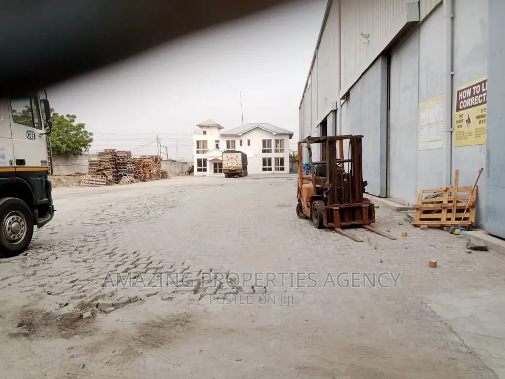 4000 SQM Warehouse for Sale in Tema* in Tema Metropolitan