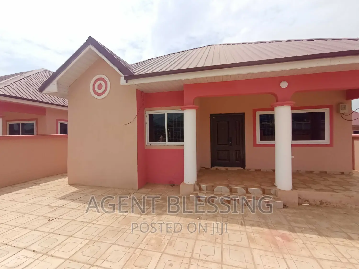 2bdrm House in Community 25, Tema Metropolitan for rent in Tema Metropolitan