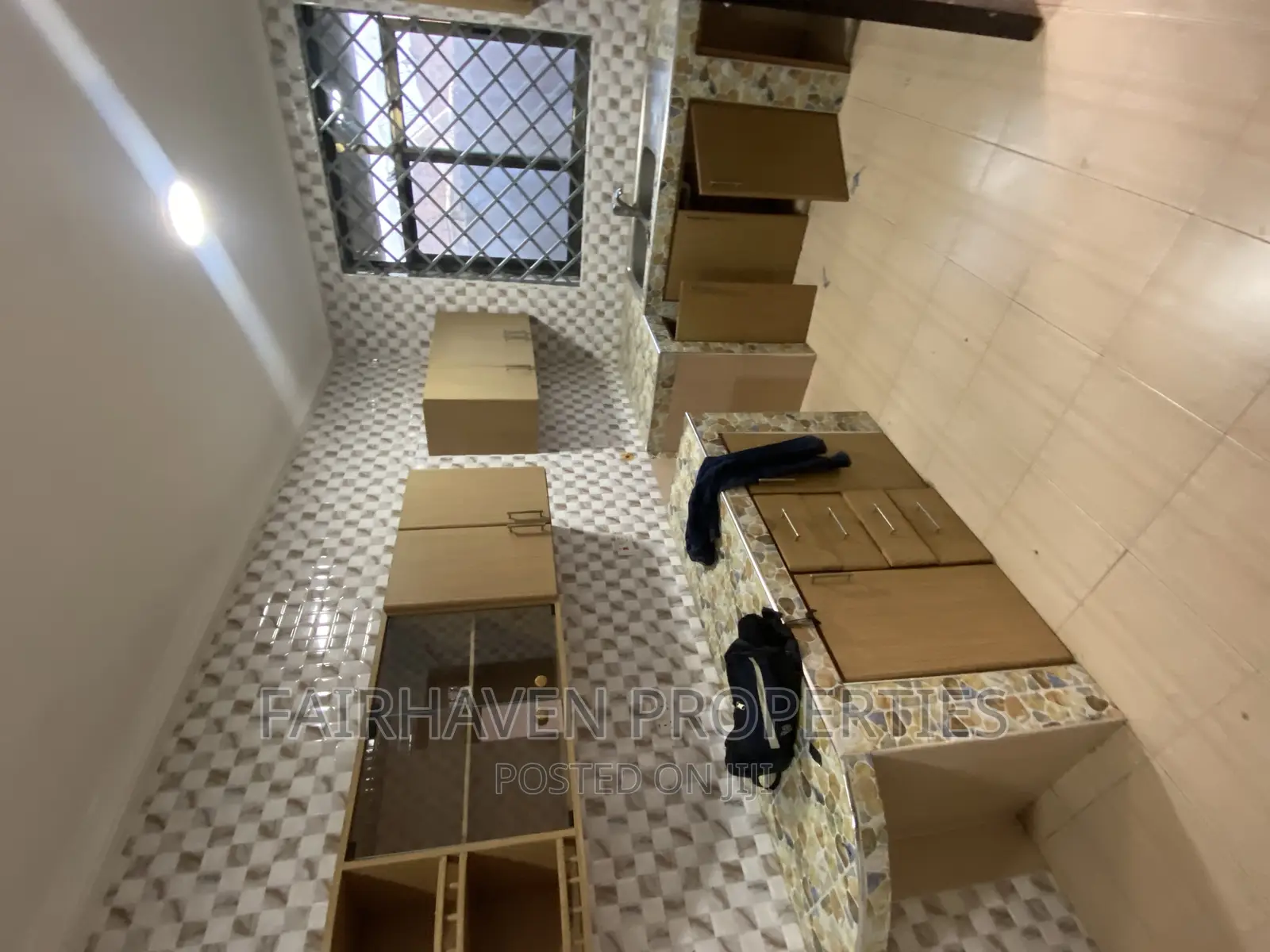 2bdrm Apartment in East Airport Mahama for rent in Airport Residential Area