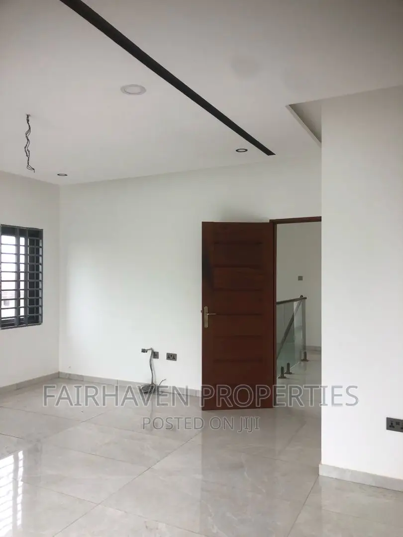 4bdrm House in 25, Tema Metropolitan for sale in Tema Metropolitan