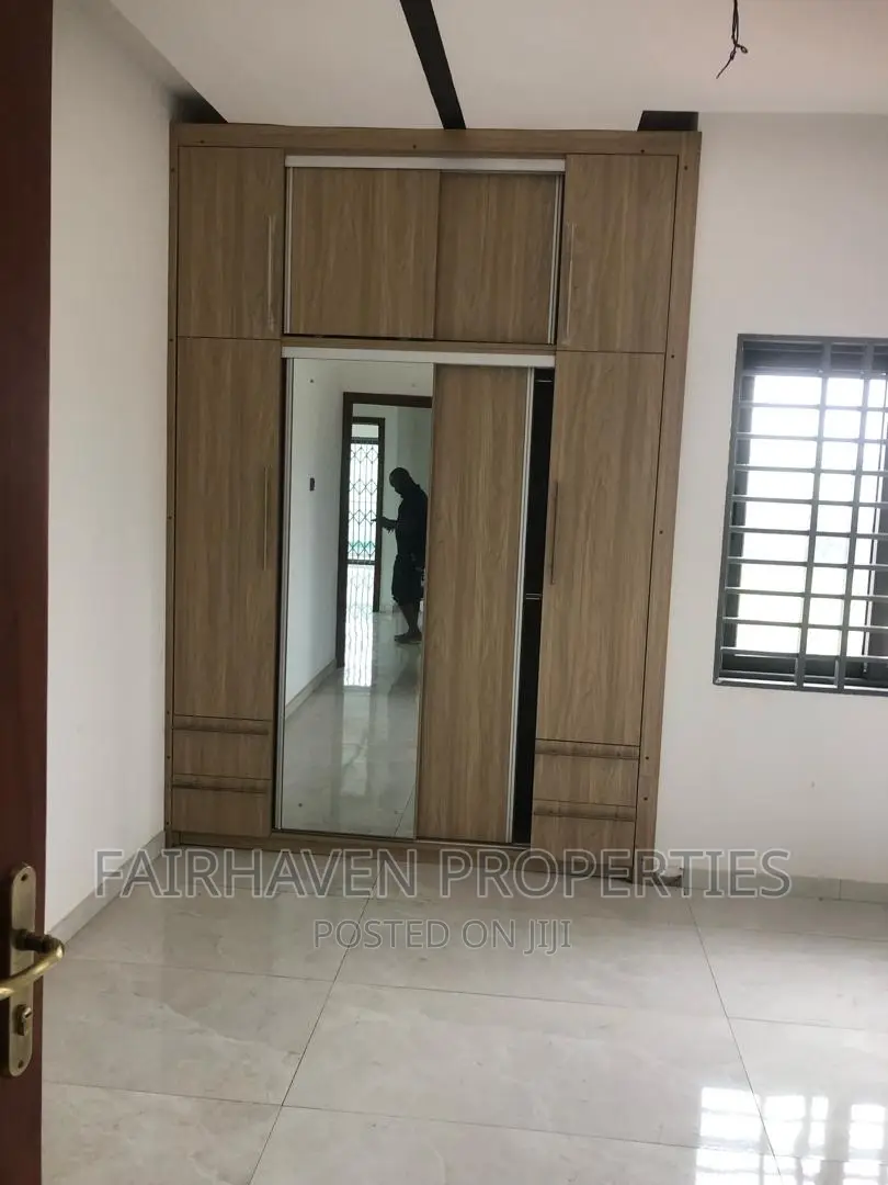 4bdrm House in 25, Tema Metropolitan for sale in Tema Metropolitan
