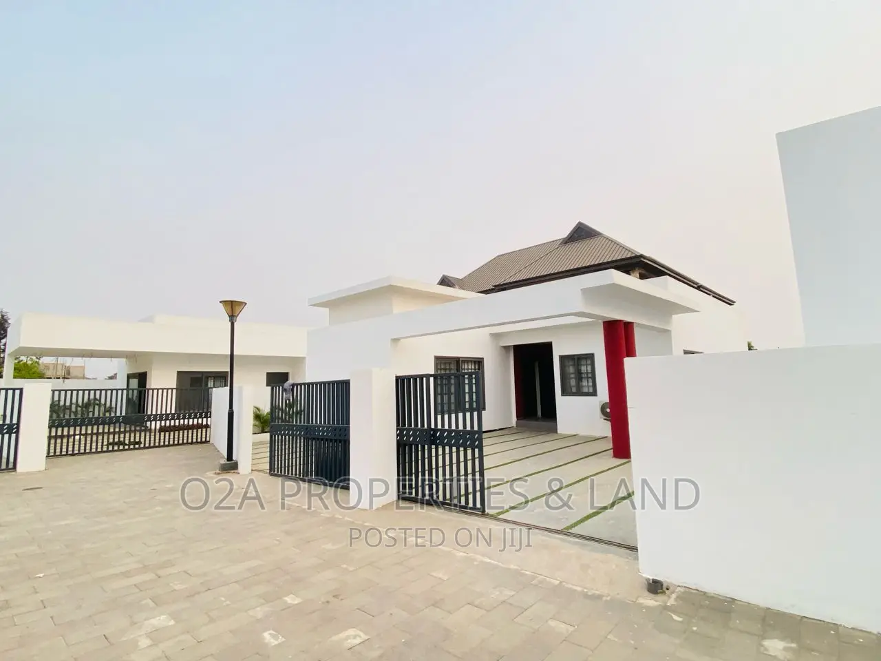 3bdrm House in Baatsona Total for sale in Baatsona Total