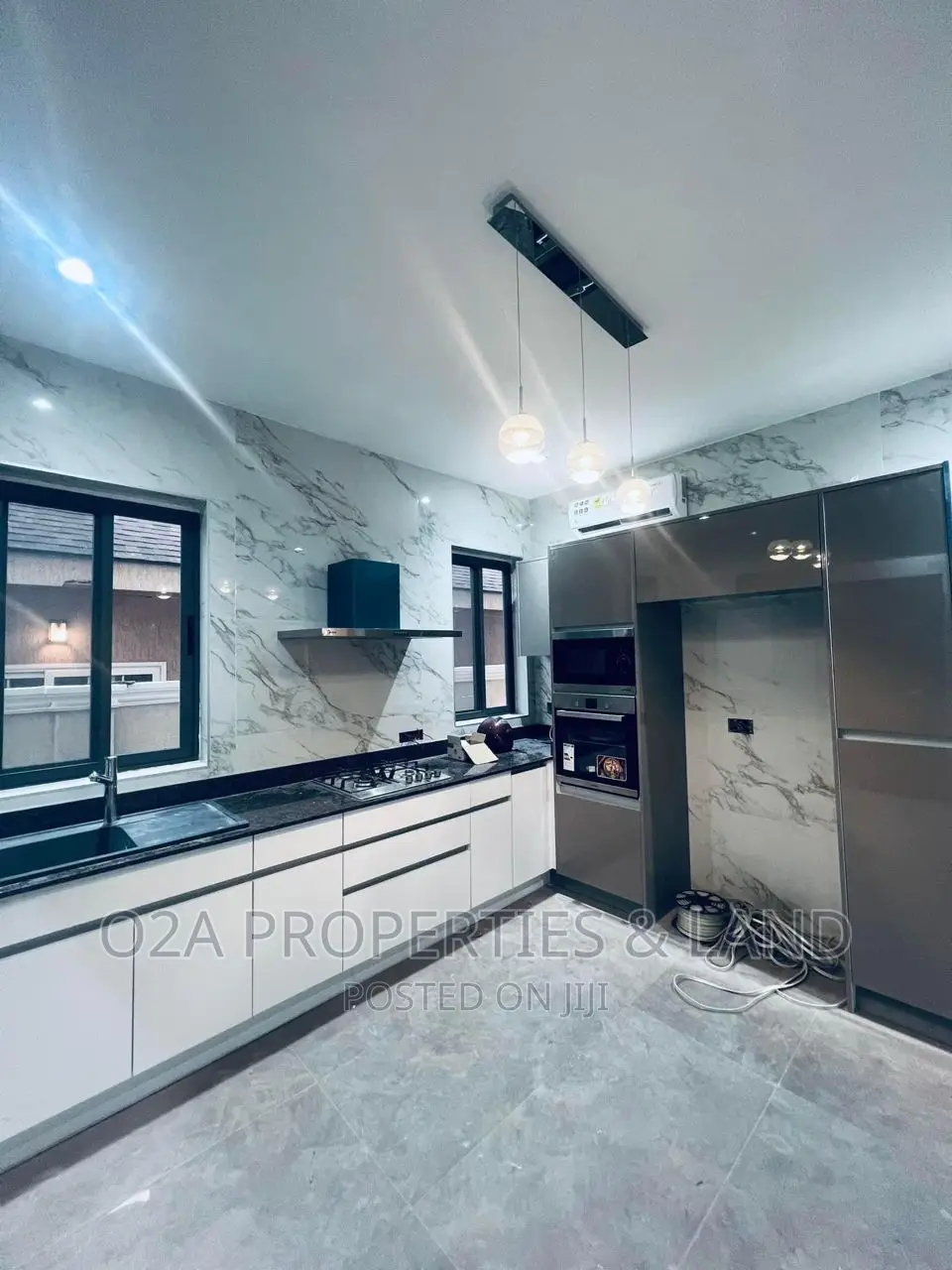 4bdrm House in School Junction for sale in School Junction