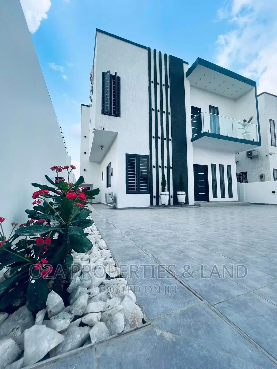 4bdrm House in A&C Mall Area for sale in A&C Mall Area