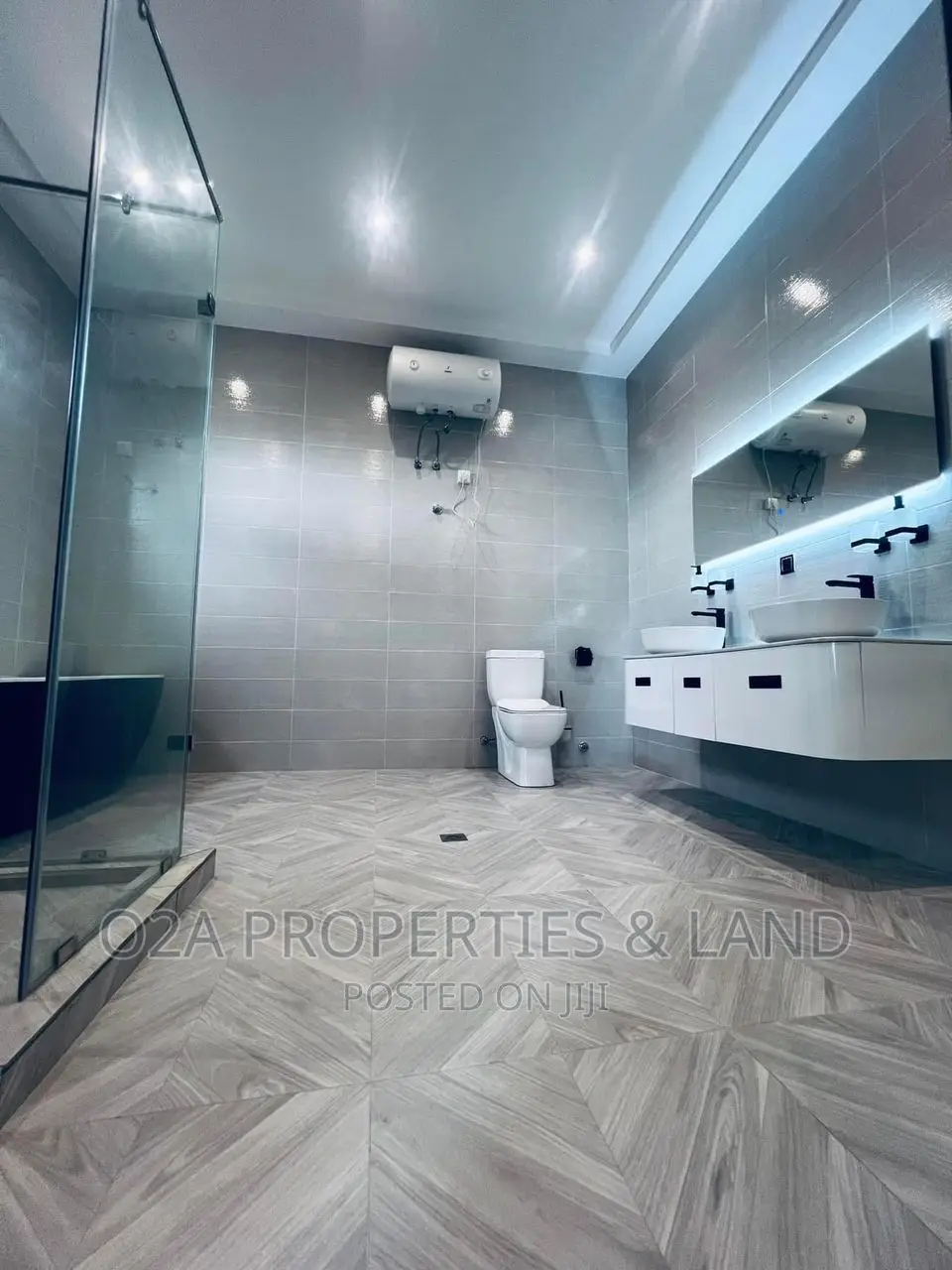 4bdrm House in A&C Mall Area for sale in A&C Mall Area
