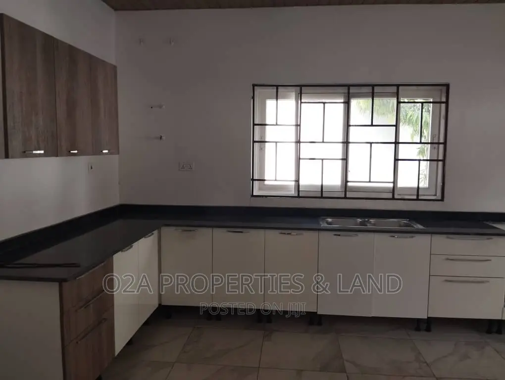 5bdrm House in Airport Residential Area for rent in Airport Residential Area