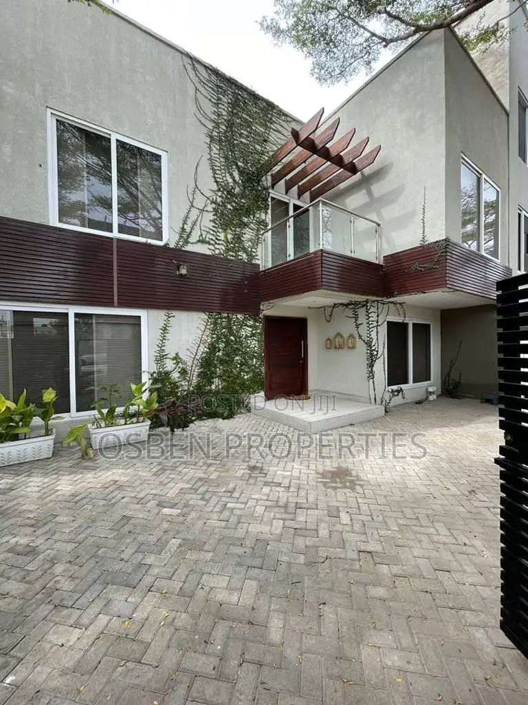 Furnished 4bdrm Mansion in Pleasant Properties, Aburi for sale in Aburi