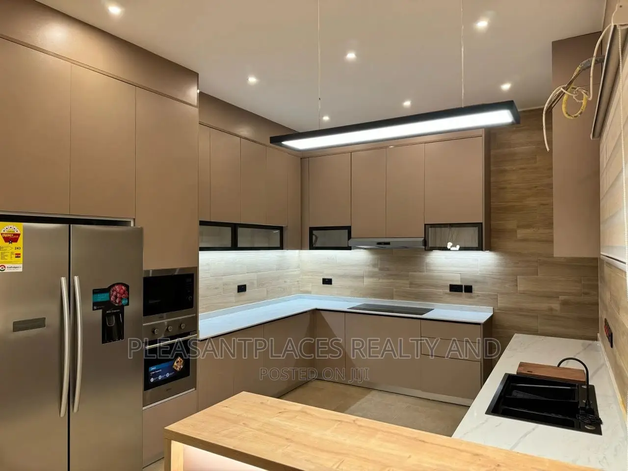 Furnished 3bdrm House in Pleasantplaces, Accra Metropolitan for sale in Accra Metropolitan