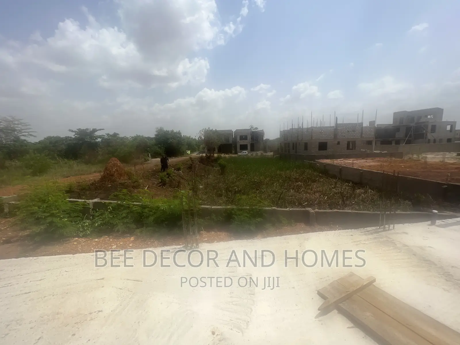 Tittle Land for Sale in an Estate in Adenta