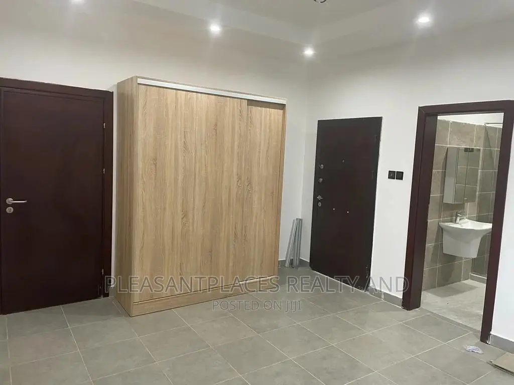 4bdrm Townhouse/Terrace in Pleasantplaces, Accra Metropolitan for sale in Accra Metropolitan