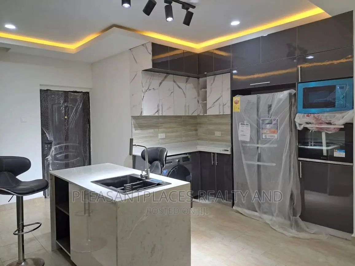 4bdrm Duplex in Pleasantplaces, Spintex for sale in Spintex