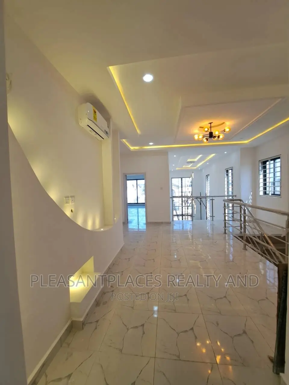 4bdrm Duplex in Pleasantplaces, Spintex for sale in Spintex